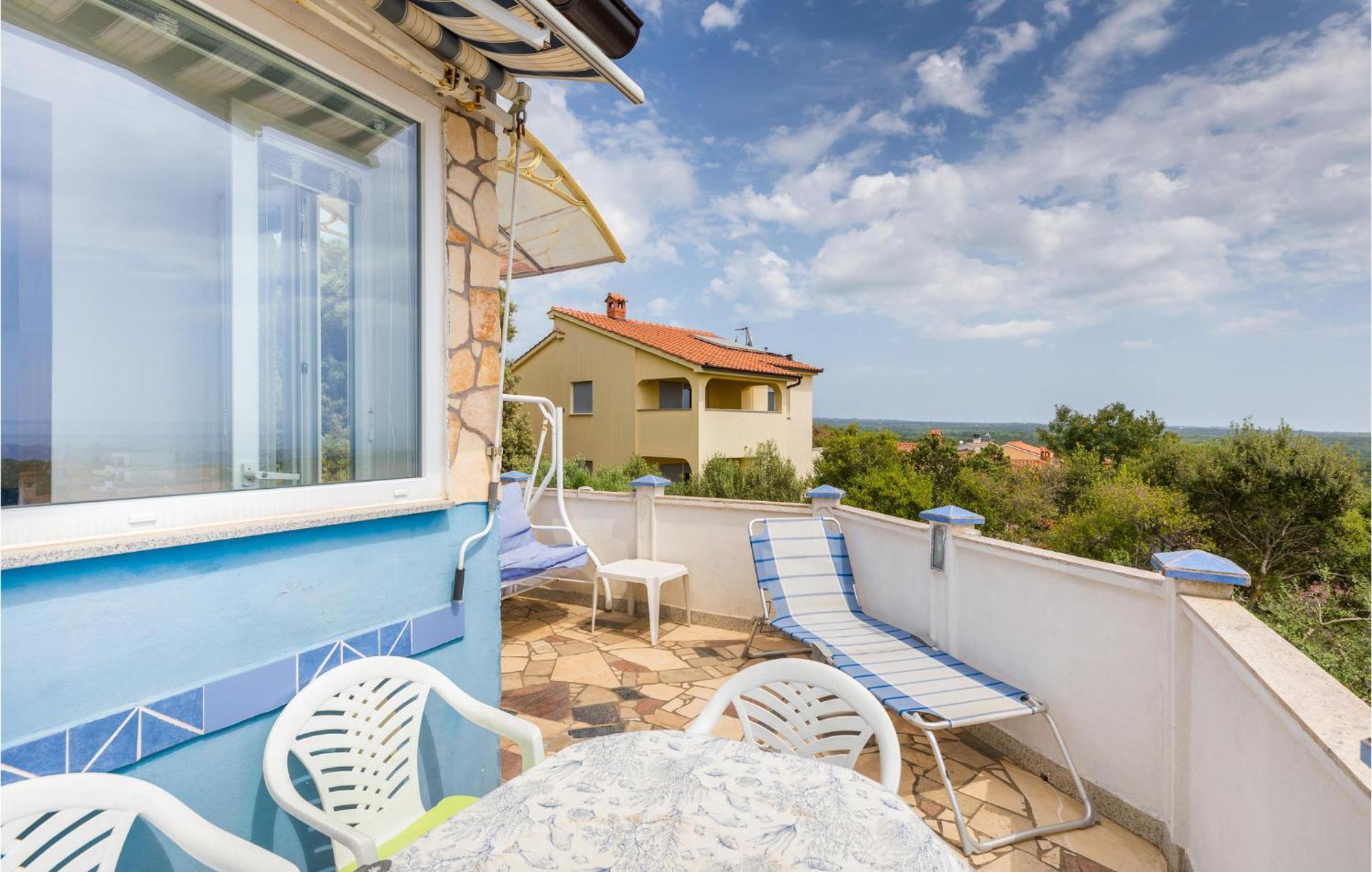 Beautiful Apartment In Barbariga With Kitchen Exterior photo